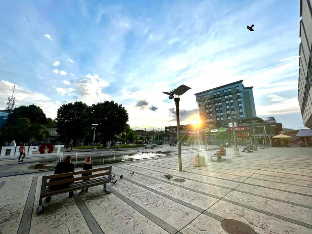 Apartman Kutak Пирот Екстериор снимка