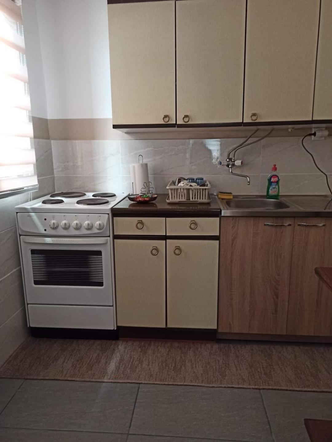 Apartman Kutak Пирот Екстериор снимка