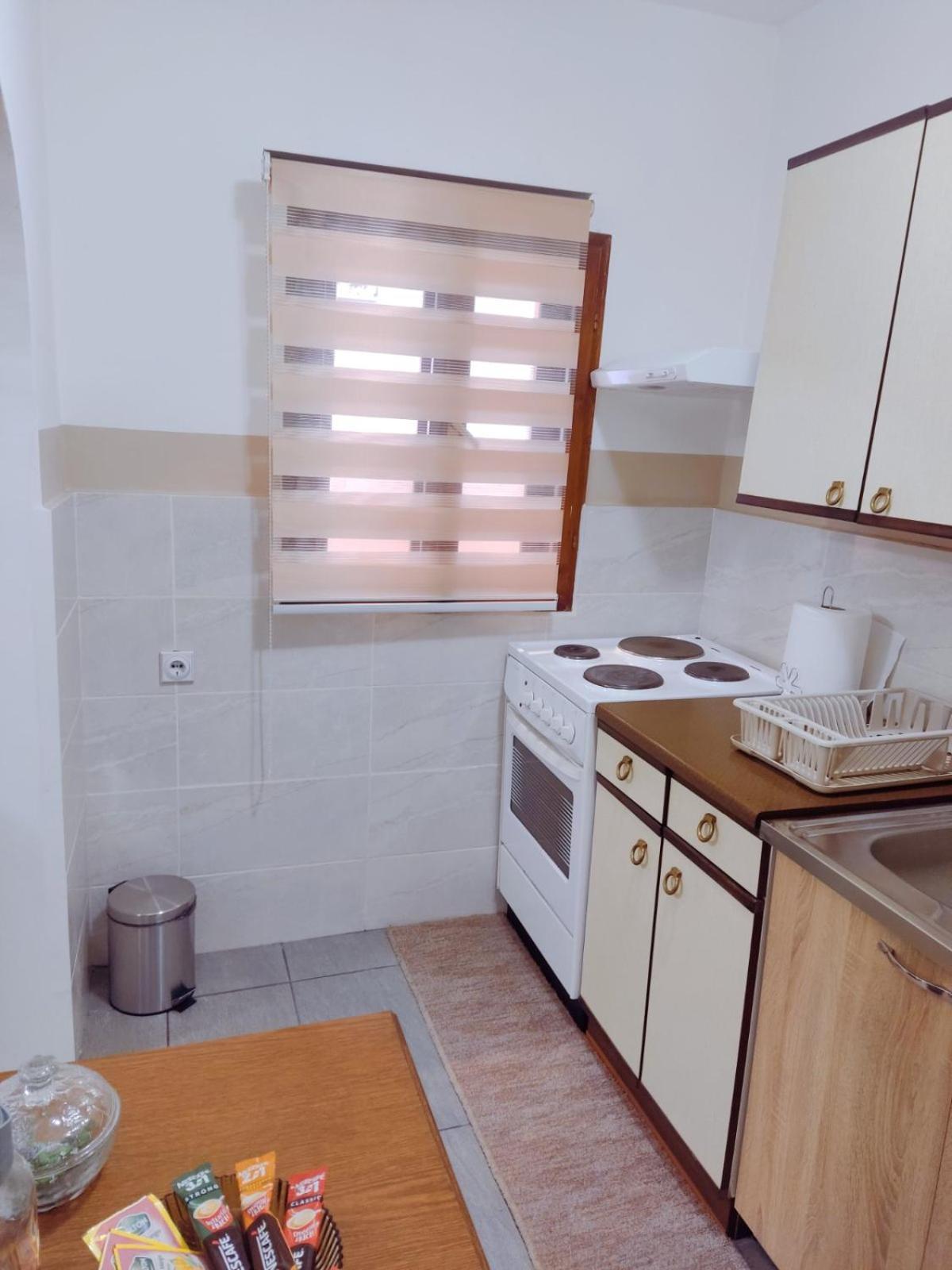 Apartman Kutak Пирот Екстериор снимка