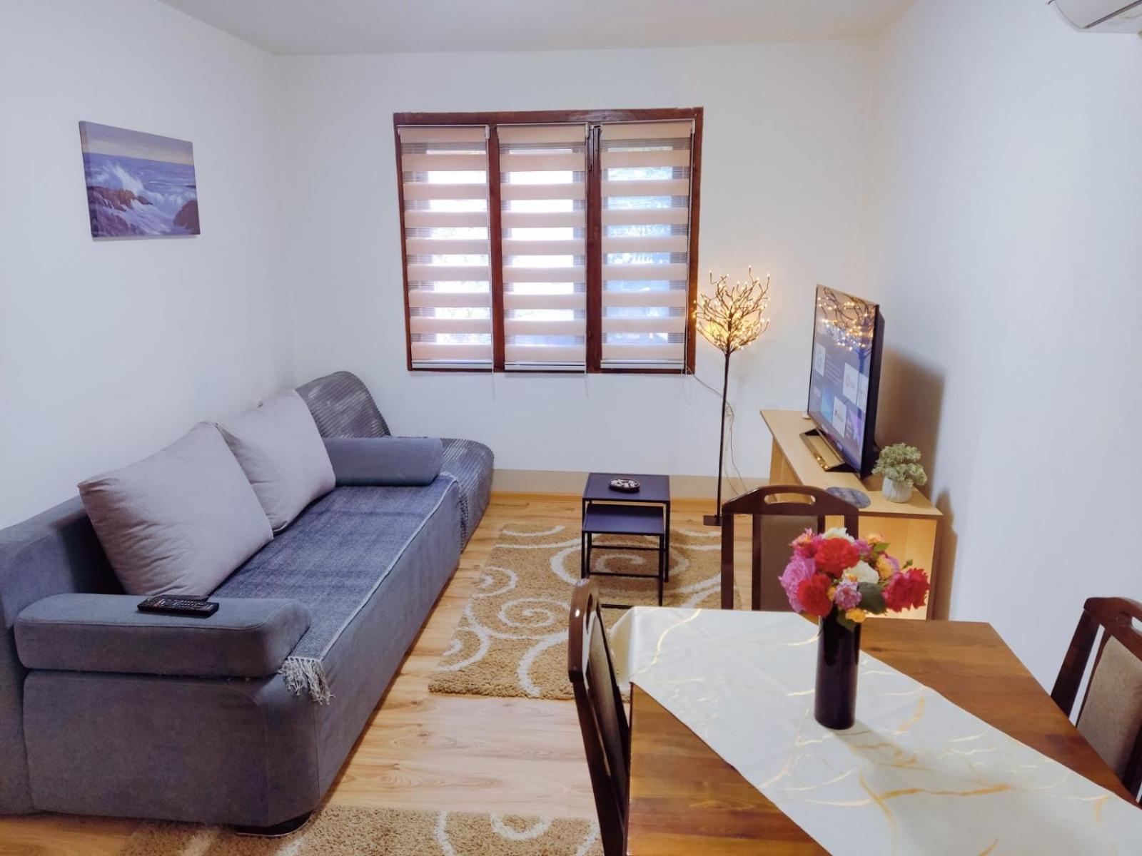 Apartman Kutak Пирот Екстериор снимка